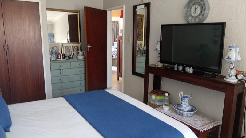 3 Bedroom Property for Sale in Uvongo KwaZulu-Natal