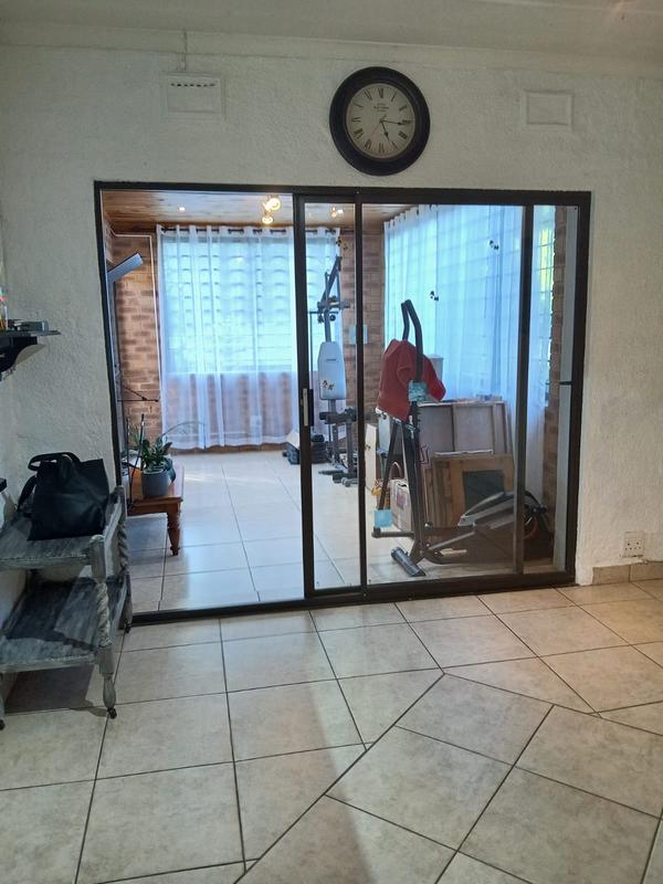 3 Bedroom Property for Sale in Drakensview KwaZulu-Natal