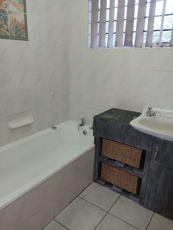 3 Bedroom Property for Sale in Drakensview KwaZulu-Natal