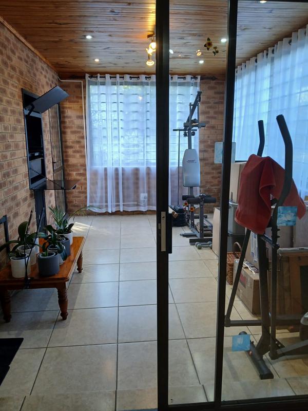 3 Bedroom Property for Sale in Drakensview KwaZulu-Natal