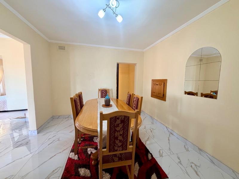 To Let 4 Bedroom Property for Rent in Reservoir Hills KwaZulu-Natal