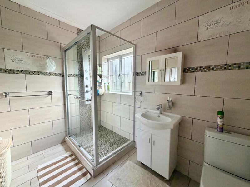 4 Bedroom Property for Sale in Reservoir Hills KwaZulu-Natal