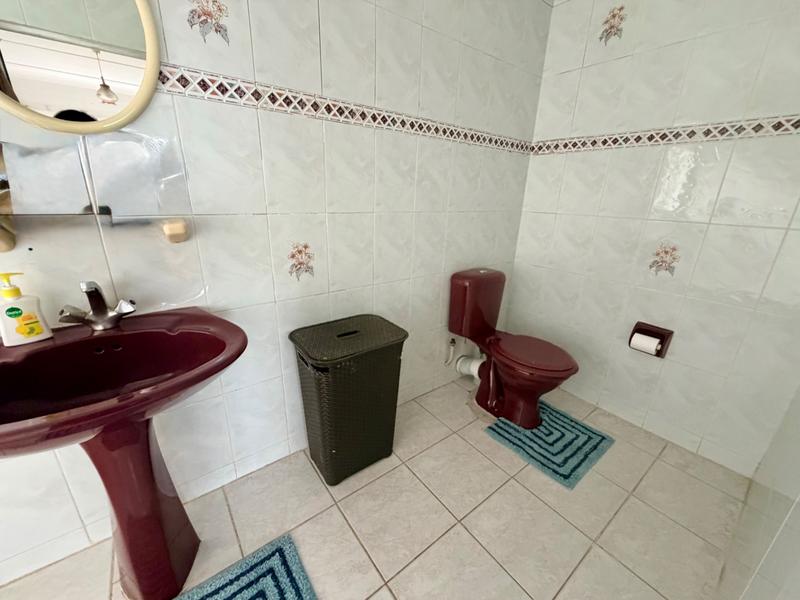 4 Bedroom Property for Sale in Reservoir Hills KwaZulu-Natal