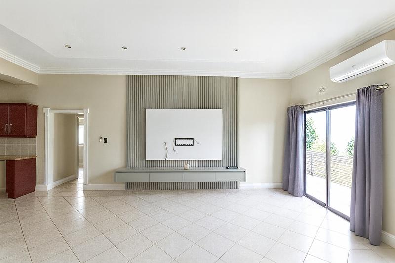 2 Bedroom Property for Sale in Umhlanga Ridge KwaZulu-Natal