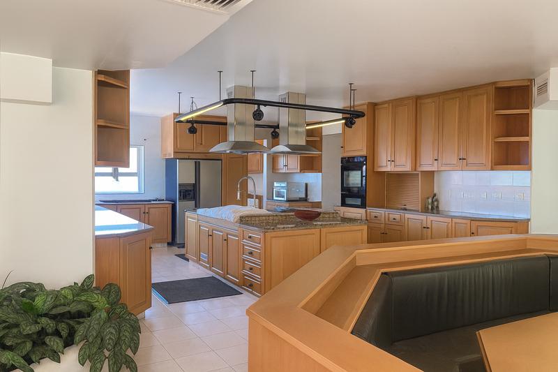 5 Bedroom Property for Sale in La Mercy KwaZulu-Natal