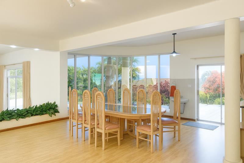 5 Bedroom Property for Sale in La Mercy KwaZulu-Natal