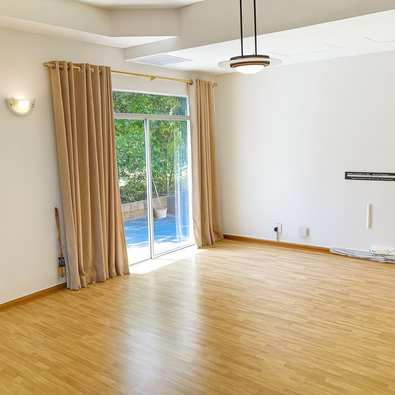 5 Bedroom Property for Sale in La Mercy KwaZulu-Natal