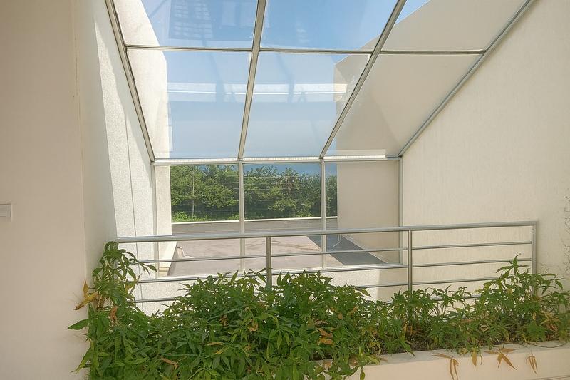 5 Bedroom Property for Sale in La Mercy KwaZulu-Natal