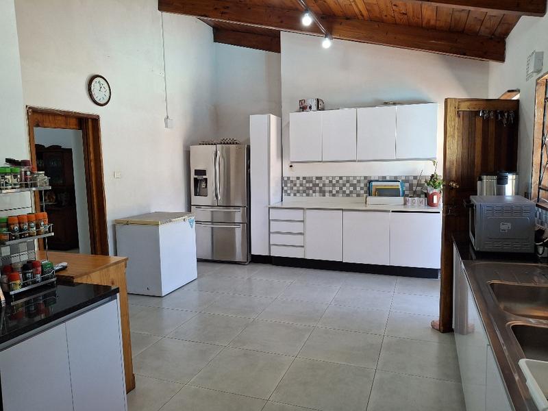 5 Bedroom Property for Sale in Clansthal KwaZulu-Natal