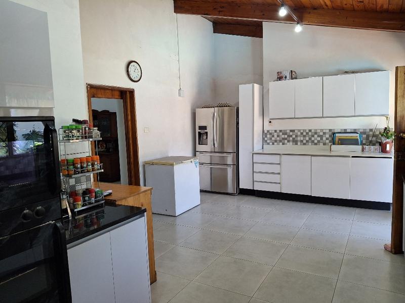 5 Bedroom Property for Sale in Clansthal KwaZulu-Natal