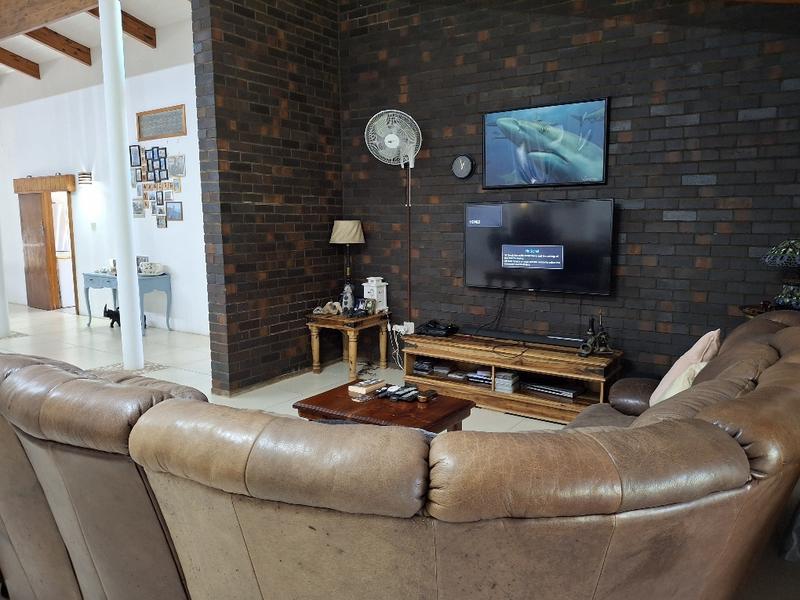 5 Bedroom Property for Sale in Clansthal KwaZulu-Natal