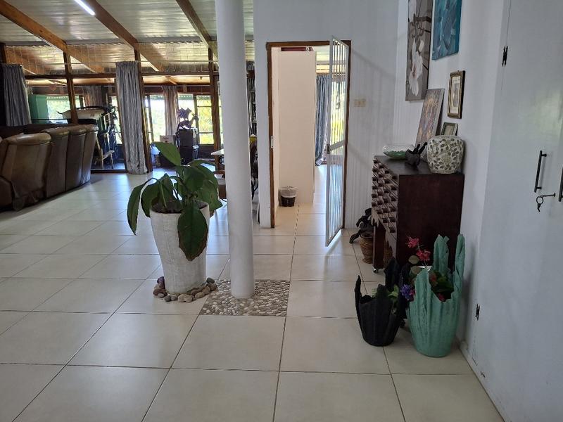 5 Bedroom Property for Sale in Clansthal KwaZulu-Natal