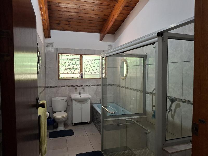 5 Bedroom Property for Sale in Clansthal KwaZulu-Natal