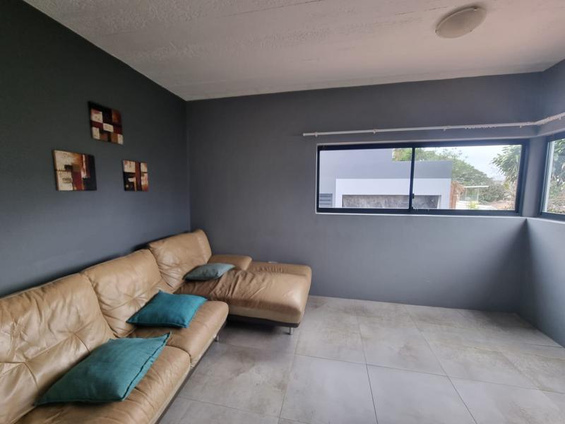 To Let 3 Bedroom Property for Rent in Essenwood KwaZulu-Natal