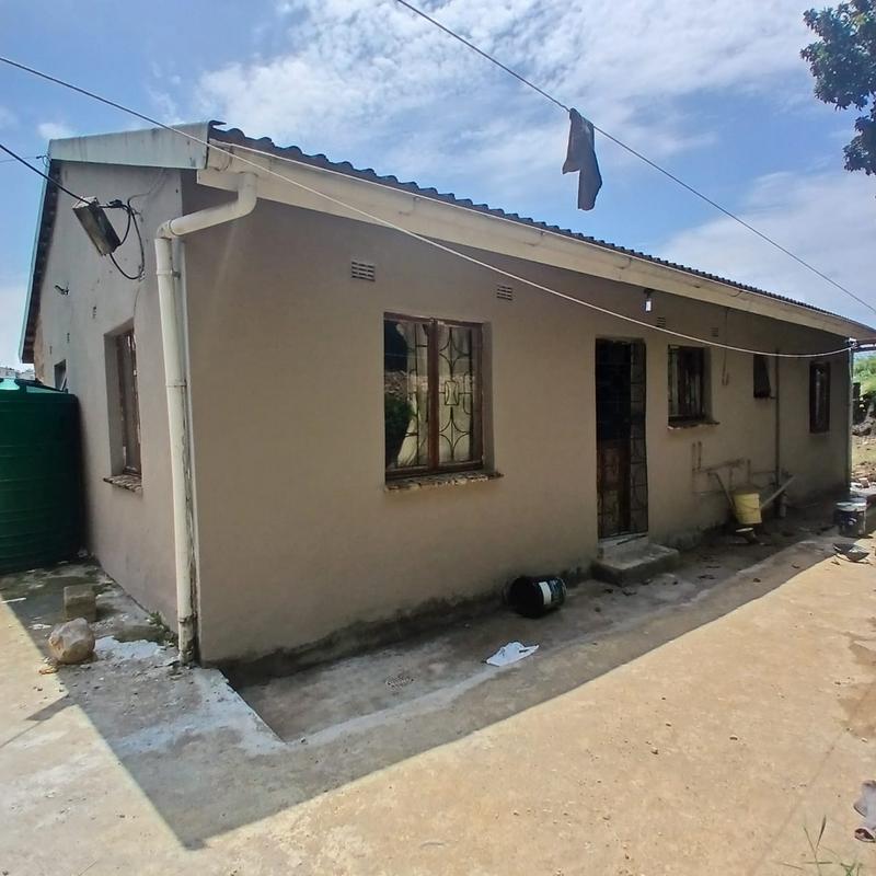 3 Bedroom Property for Sale in Umlazi KwaZulu-Natal
