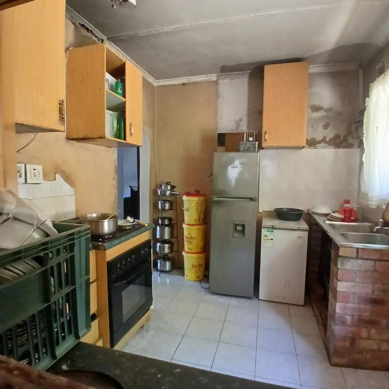 3 Bedroom Property for Sale in Umlazi KwaZulu-Natal