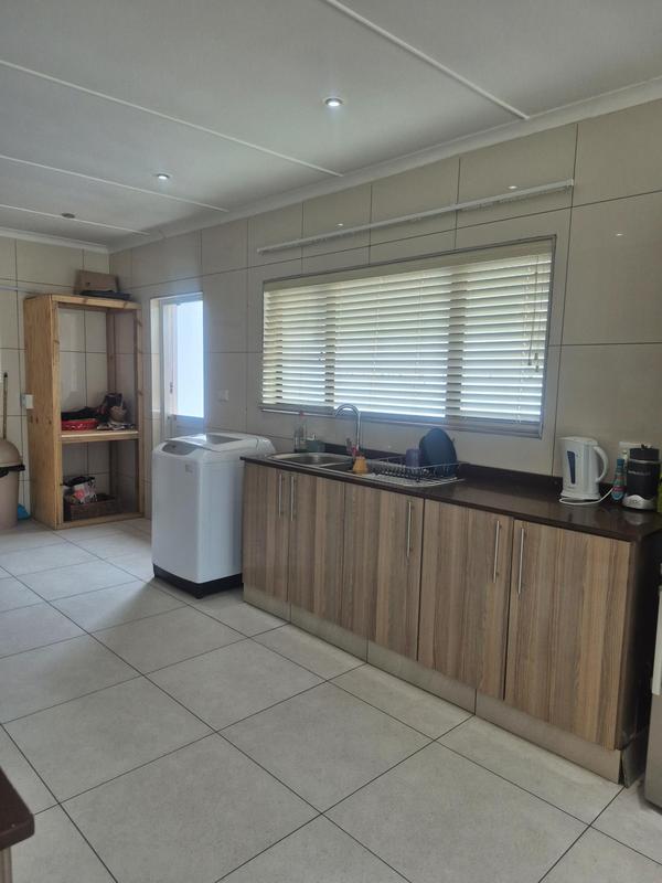 5 Bedroom Property for Sale in Herrwood Park KwaZulu-Natal