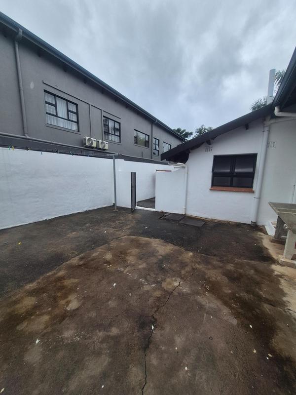 5 Bedroom Property for Sale in Herrwood Park KwaZulu-Natal