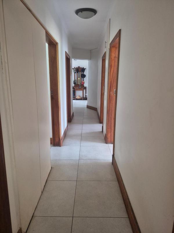 5 Bedroom Property for Sale in Herrwood Park KwaZulu-Natal