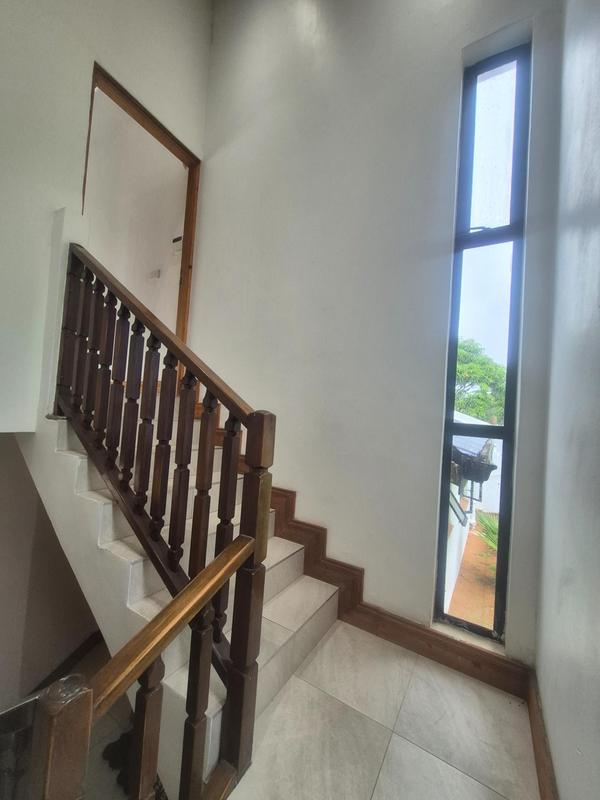 5 Bedroom Property for Sale in Herrwood Park KwaZulu-Natal