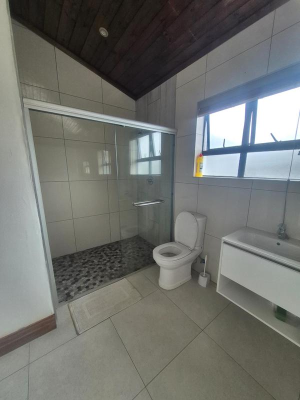 5 Bedroom Property for Sale in Herrwood Park KwaZulu-Natal