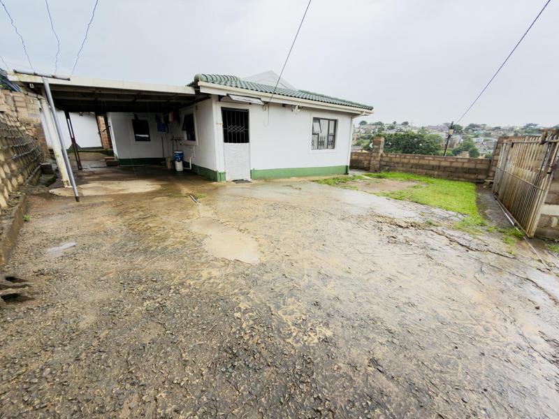 3 Bedroom Property for Sale in Parkgate KwaZulu-Natal