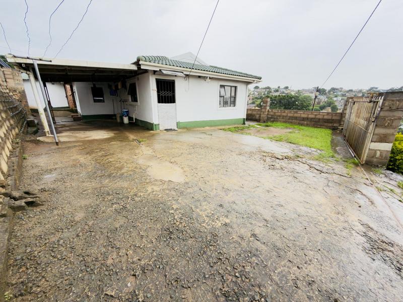 3 Bedroom Property for Sale in Parkgate KwaZulu-Natal