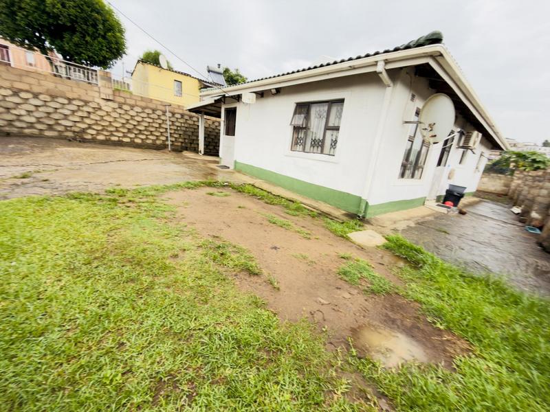 3 Bedroom Property for Sale in Parkgate KwaZulu-Natal