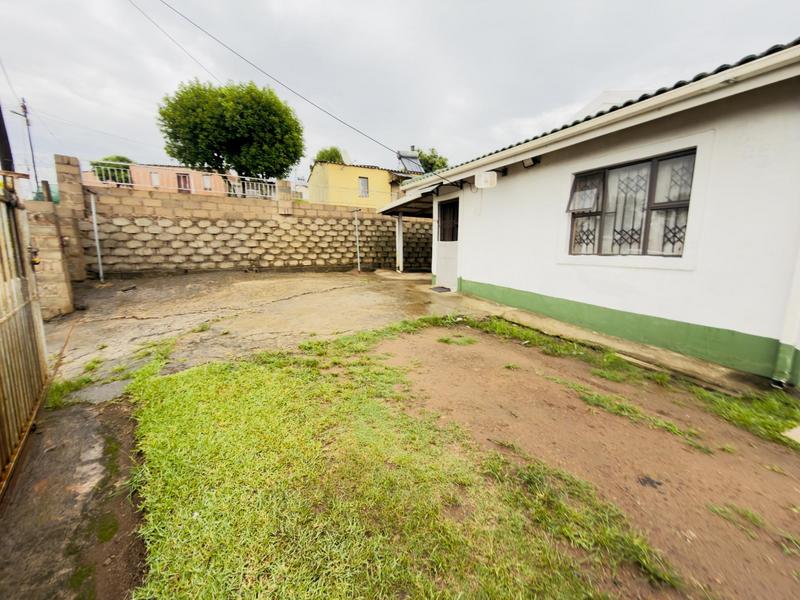 3 Bedroom Property for Sale in Parkgate KwaZulu-Natal