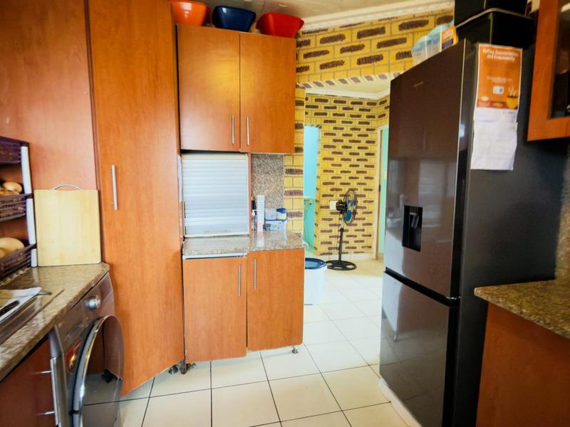 3 Bedroom Property for Sale in Parkgate KwaZulu-Natal