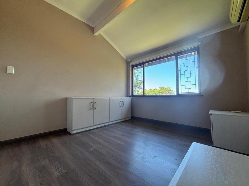 4 Bedroom Property for Sale in Beverley Hills KwaZulu-Natal