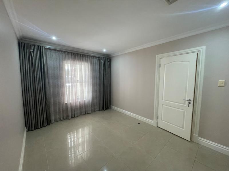 3 Bedroom Property for Sale in La Lucia KwaZulu-Natal