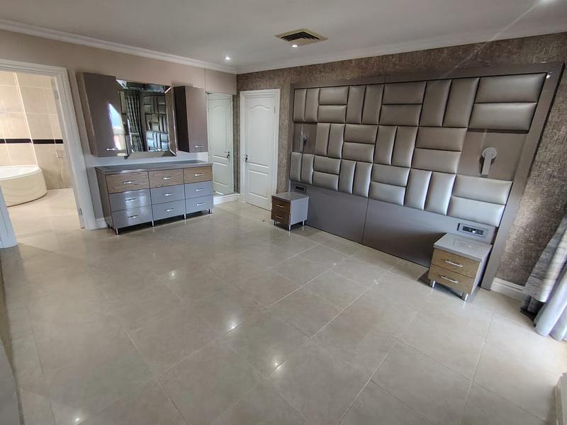 3 Bedroom Property for Sale in La Lucia KwaZulu-Natal