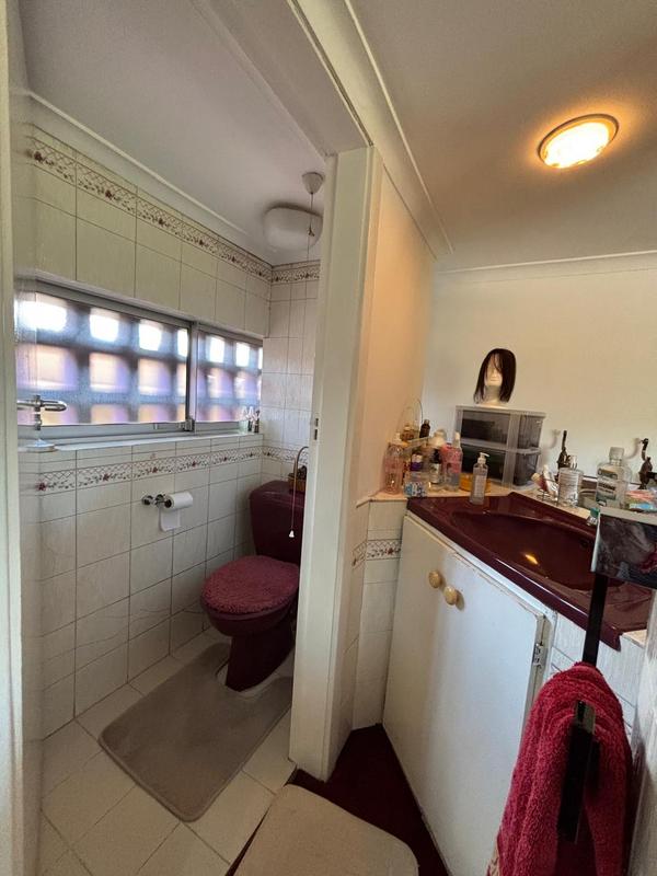 4 Bedroom Property for Sale in Reservoir Hills KwaZulu-Natal