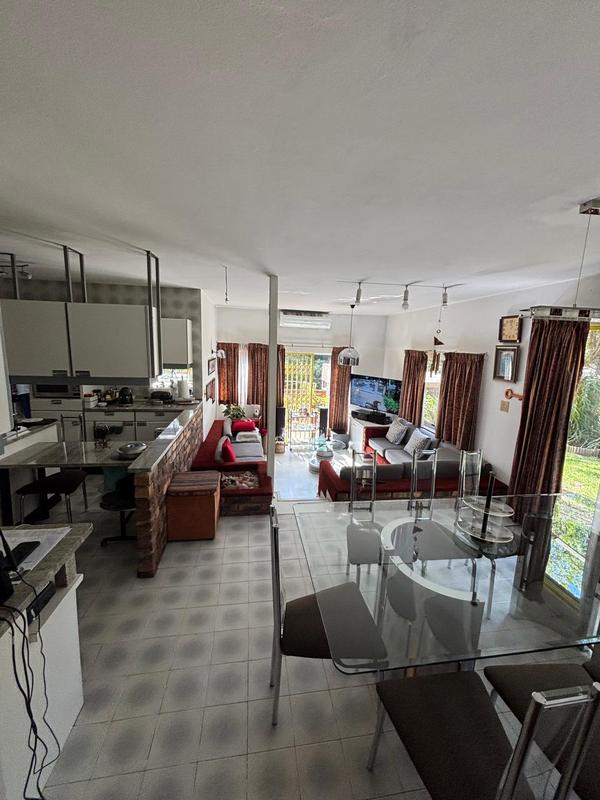 4 Bedroom Property for Sale in Reservoir Hills KwaZulu-Natal