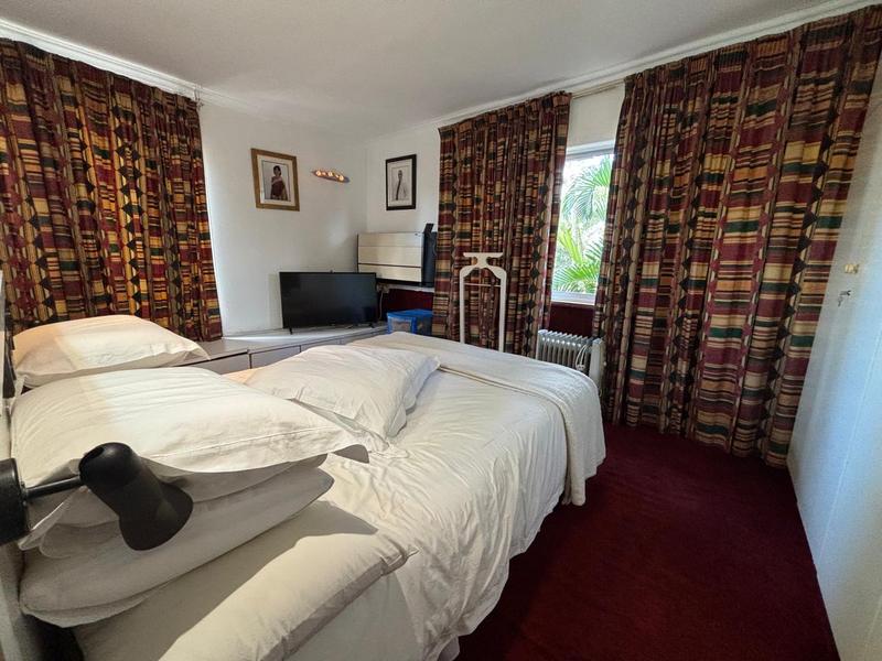 4 Bedroom Property for Sale in Reservoir Hills KwaZulu-Natal