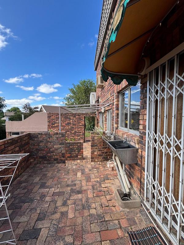 4 Bedroom Property for Sale in Reservoir Hills KwaZulu-Natal