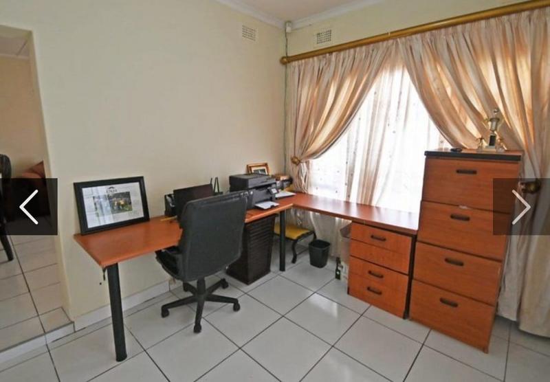 3 Bedroom Property for Sale in Reservoir Hills KwaZulu-Natal