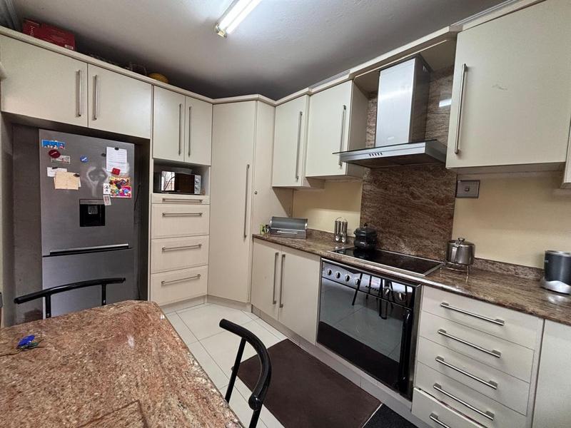 3 Bedroom Property for Sale in Reservoir Hills KwaZulu-Natal