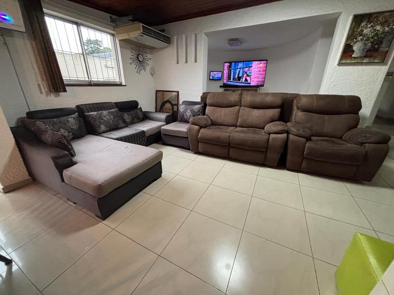 4 Bedroom Property for Sale in Reservoir Hills KwaZulu-Natal