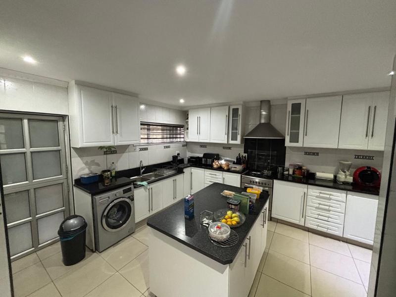 4 Bedroom Property for Sale in Reservoir Hills KwaZulu-Natal