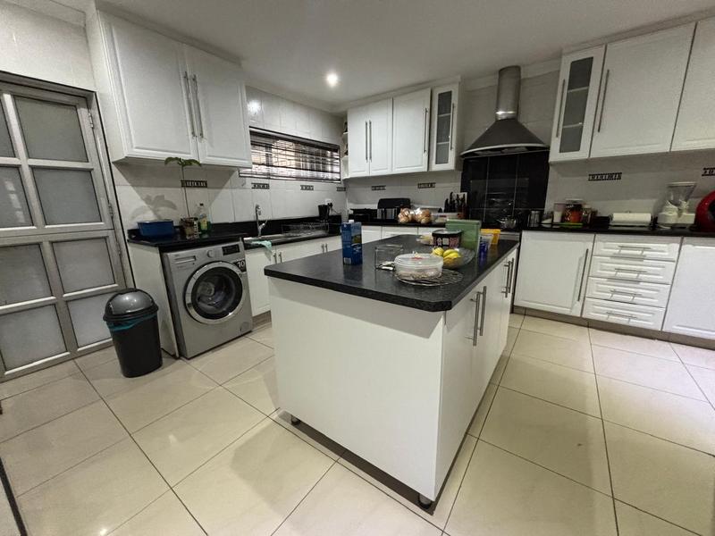 4 Bedroom Property for Sale in Reservoir Hills KwaZulu-Natal