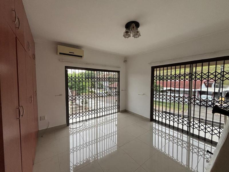 4 Bedroom Property for Sale in Reservoir Hills KwaZulu-Natal