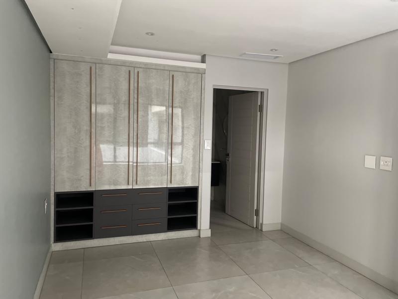 3 Bedroom Property for Sale in Umhlanga Ridgeside KwaZulu-Natal