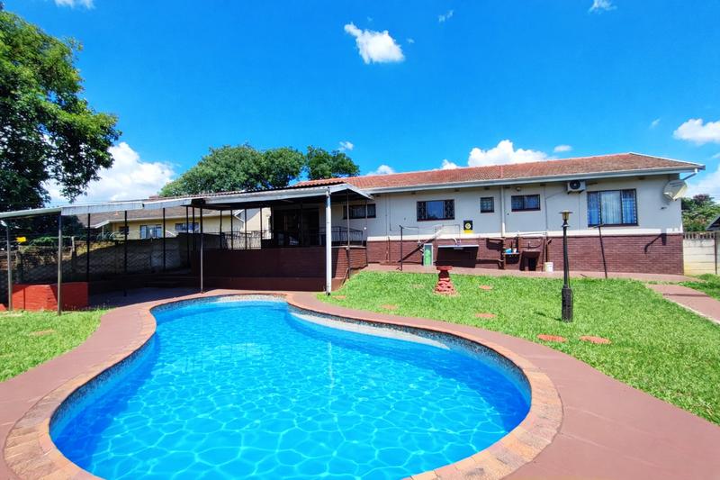 3 Bedroom Property for Sale in Scottsville KwaZulu-Natal