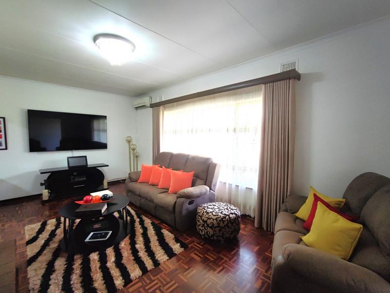 3 Bedroom Property for Sale in Scottsville KwaZulu-Natal