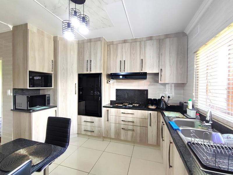 3 Bedroom Property for Sale in Scottsville KwaZulu-Natal