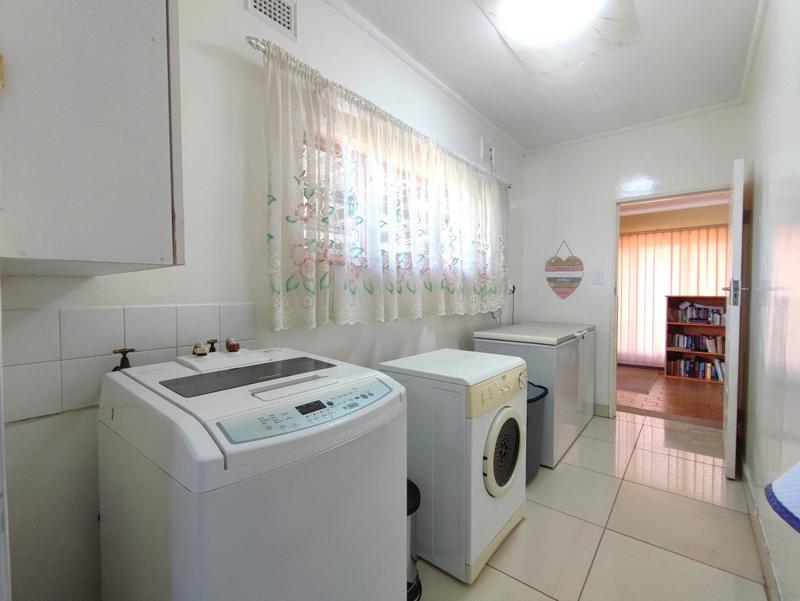 3 Bedroom Property for Sale in Scottsville KwaZulu-Natal