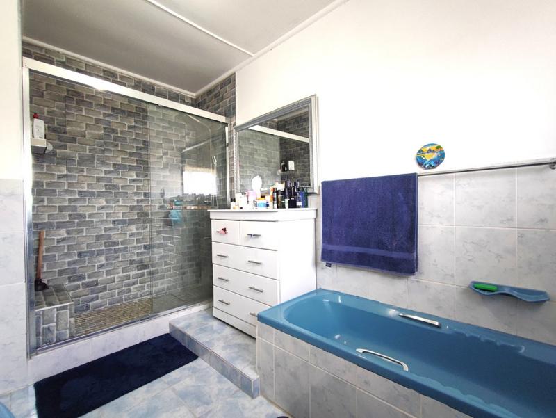 3 Bedroom Property for Sale in Scottsville KwaZulu-Natal