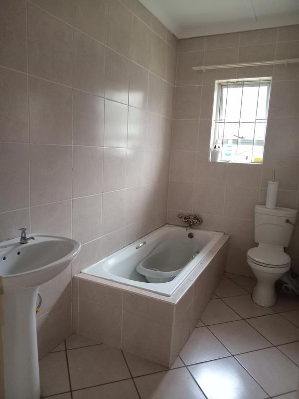 To Let 2 Bedroom Property for Rent in Richards Bay KwaZulu-Natal